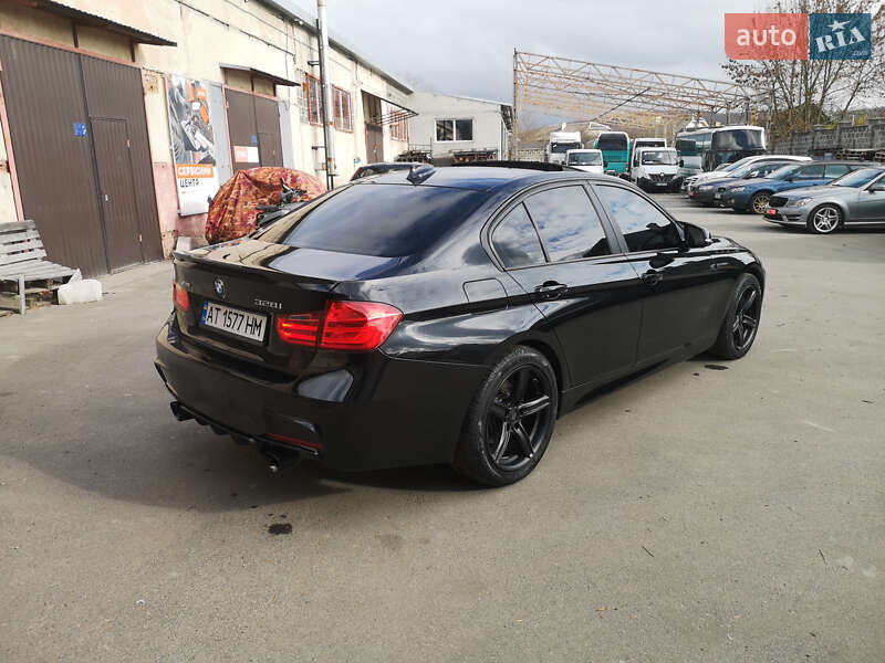 Седан BMW 3 Series 2013 в Калуші