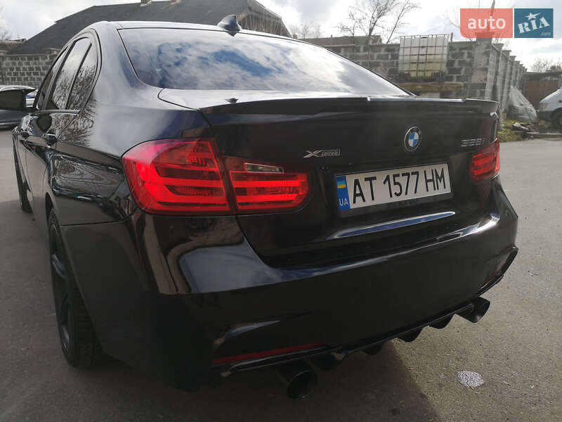 Седан BMW 3 Series 2013 в Калуші