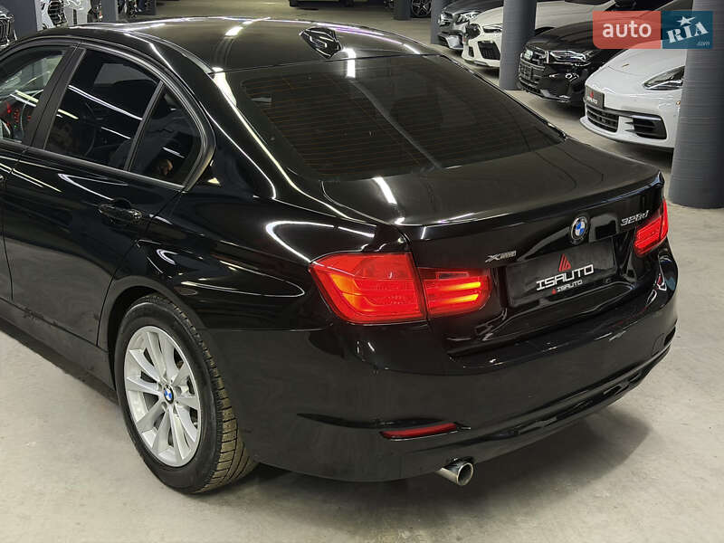 Седан BMW 3 Series 2013 в Одесі