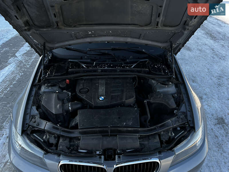 Универсал BMW 3 Series 2010 в Волочиске