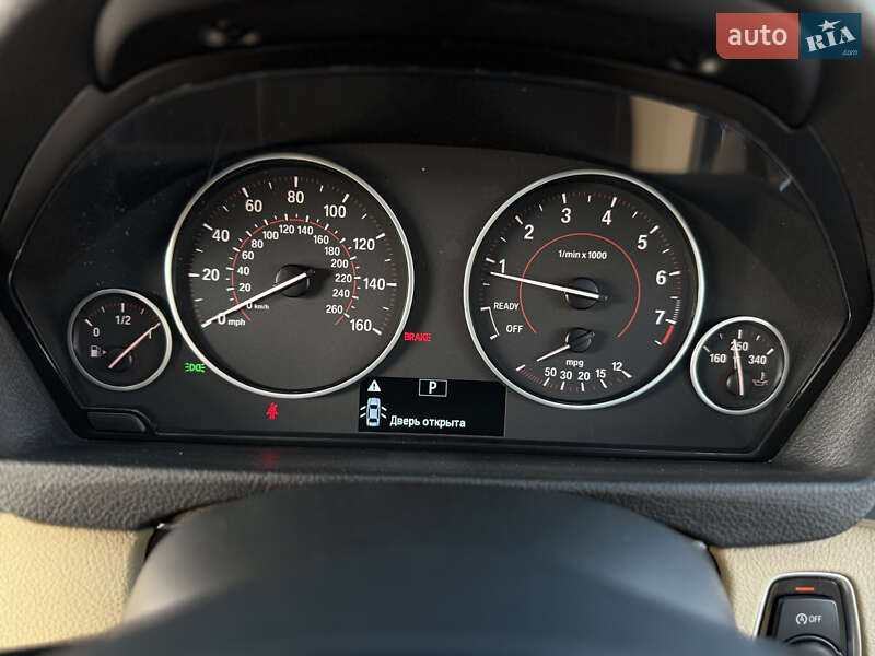 Седан BMW 3 Series 2017 в Дніпрі