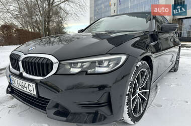 Седан BMW 3 Series 2022 в Киеве
