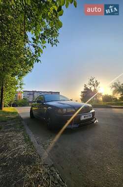 Кабриолет BMW 3 Series 2002 в Кривом Роге