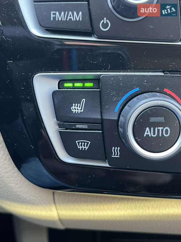 Седан BMW 3 Series 2017 в Броварах