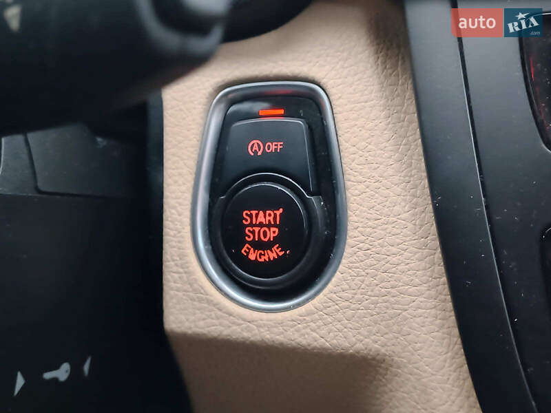 Седан BMW 3 Series 2015 в Харкові