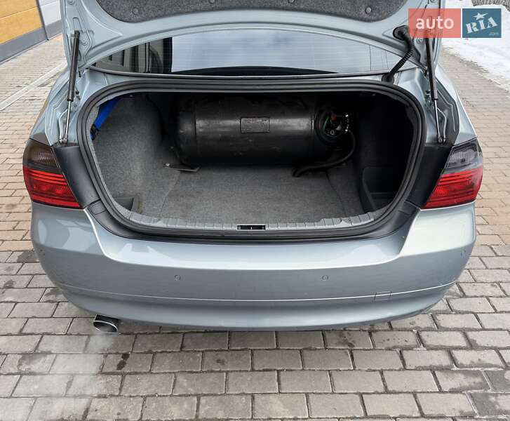 Седан BMW 3 Series 2006 в Белой Церкви