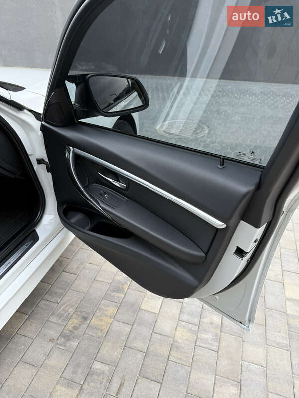 Седан BMW 3 Series 2018 в Одессе фото 81 Седан BMW 3 Series 2018 в Одессе