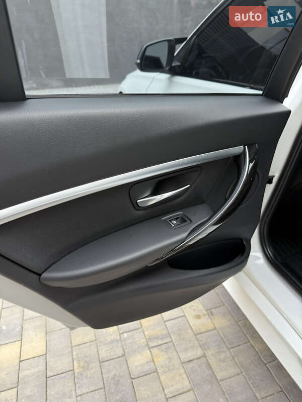 Седан BMW 3 Series 2018 в Одессе фото 97 Седан BMW 3 Series 2018 в Одессе