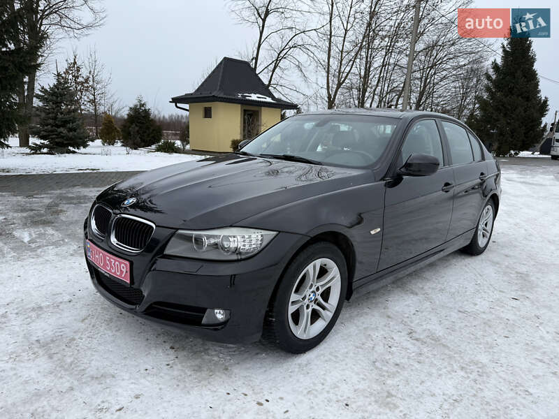 Седан BMW 3 Series 2010 в Коломые фото Седан BMW 3 Series 2010 в Коломые