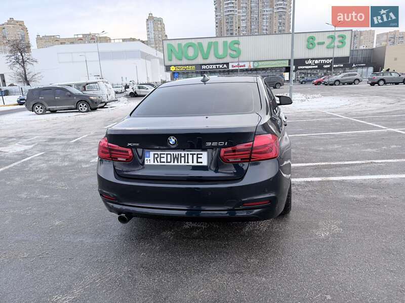 Седан BMW 3 Series 2017 в Києві