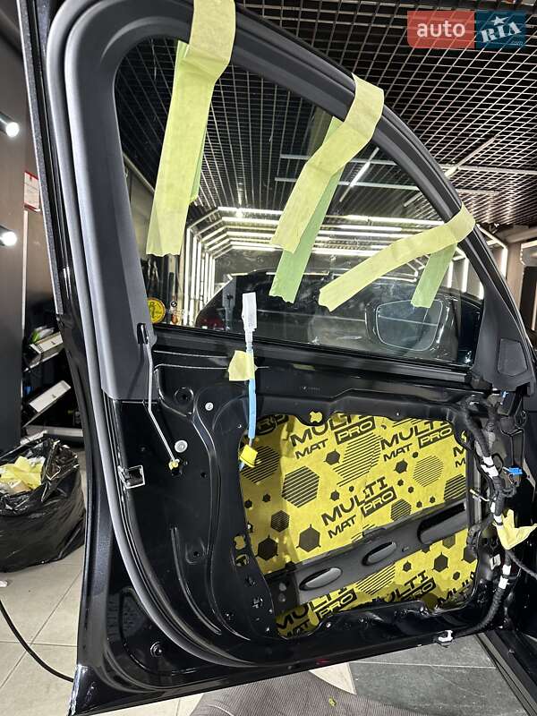 Седан BMW 3 Series 2022 в Киеве фото 34 Седан BMW 3 Series 2022 в Киеве