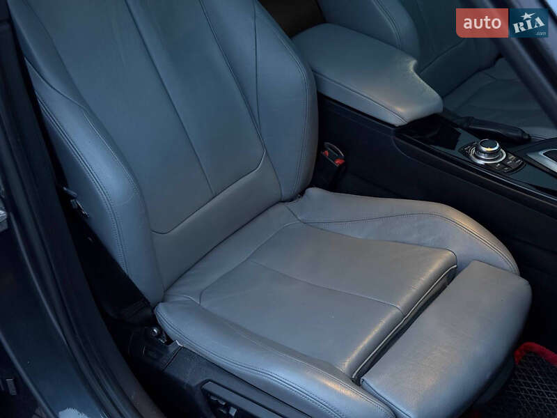 Седан BMW 3 Series 2012 в Запоріжжі