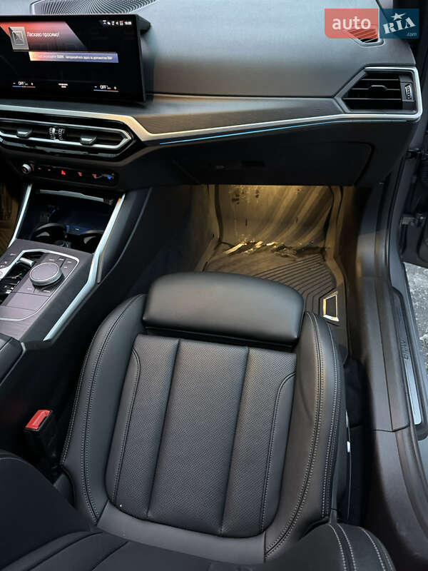 Седан BMW 3 Series 2022 в Києві фото 25 Седан BMW 3 Series 2022 в Києві