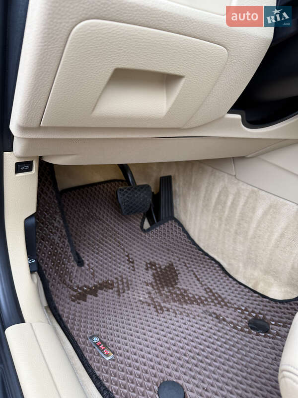 Седан BMW 3 Series 2013 в Кривому Розі