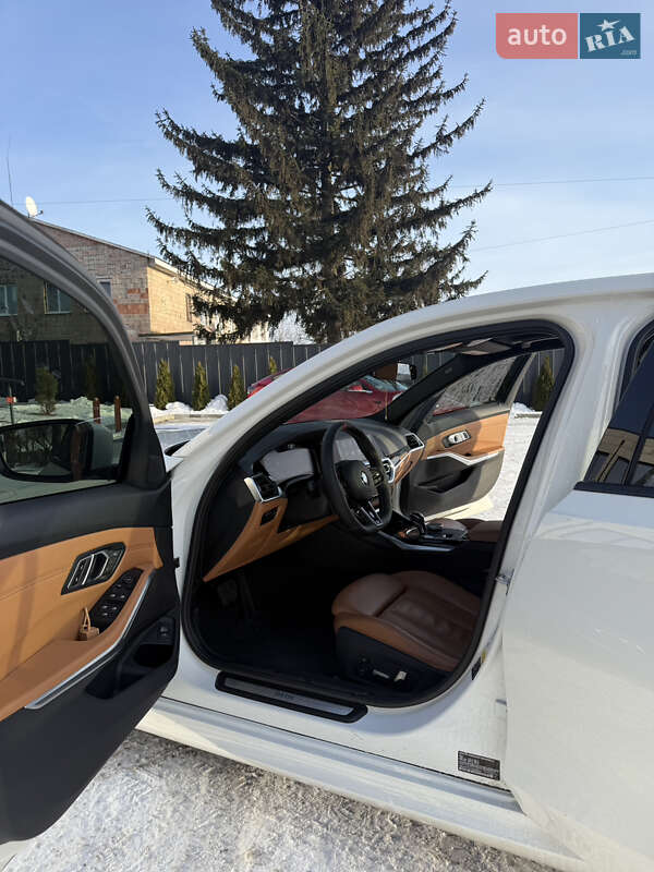 Седан BMW 3 Series 2019 в Луцке