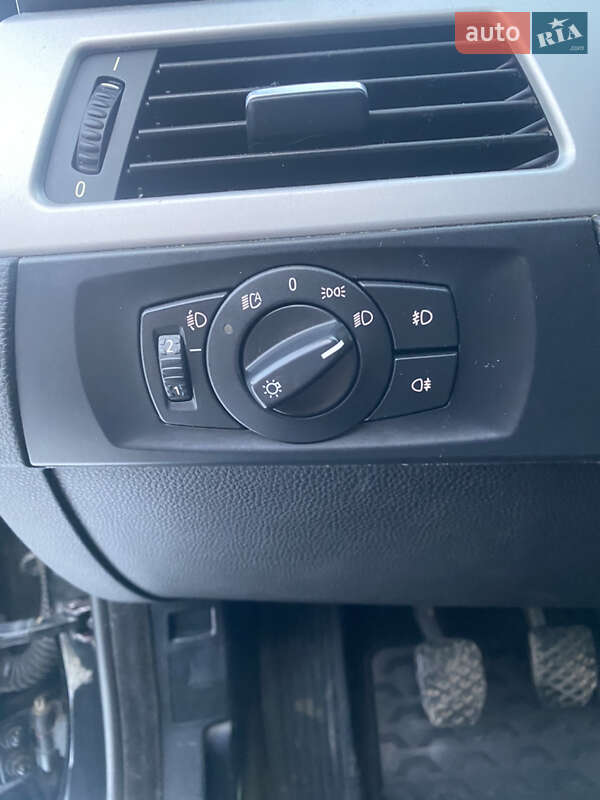 Універсал BMW 3 Series 2006 в Дубні фото 33 Універсал BMW 3 Series 2006 в Дубні