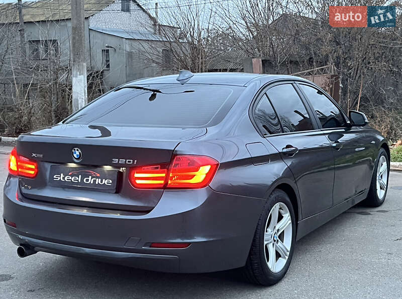 Седан BMW 3 Series 2013 в Николаеве