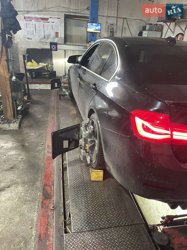 Седан BMW 3 Series 2018 в Одессе фото 74 Седан BMW 3 Series 2018 в Одессе