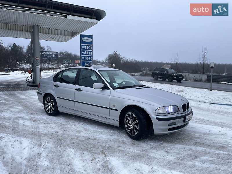 Седан BMW 3 Series 2001 в Хмельницькому