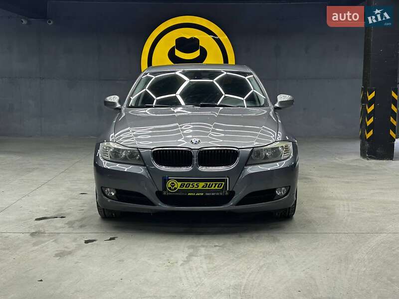 Седан BMW 3 Series 2011 в Черновцах фото 2 Седан BMW 3 Series 2011 в Черновцах