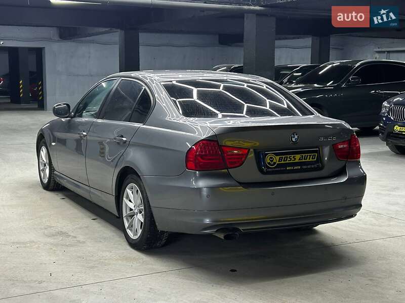 Седан BMW 3 Series 2011 в Черновцах фото 5 Седан BMW 3 Series 2011 в Черновцах