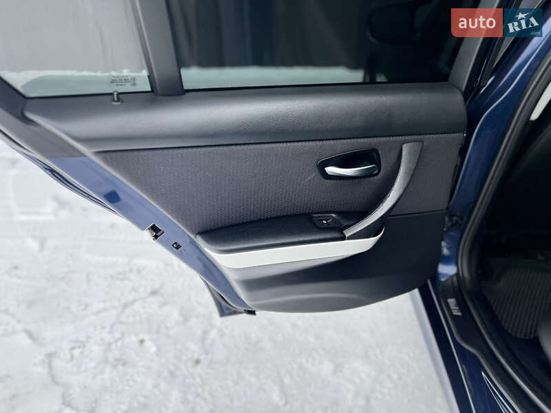 Седан BMW 3 Series 2010 в Хмельницькому