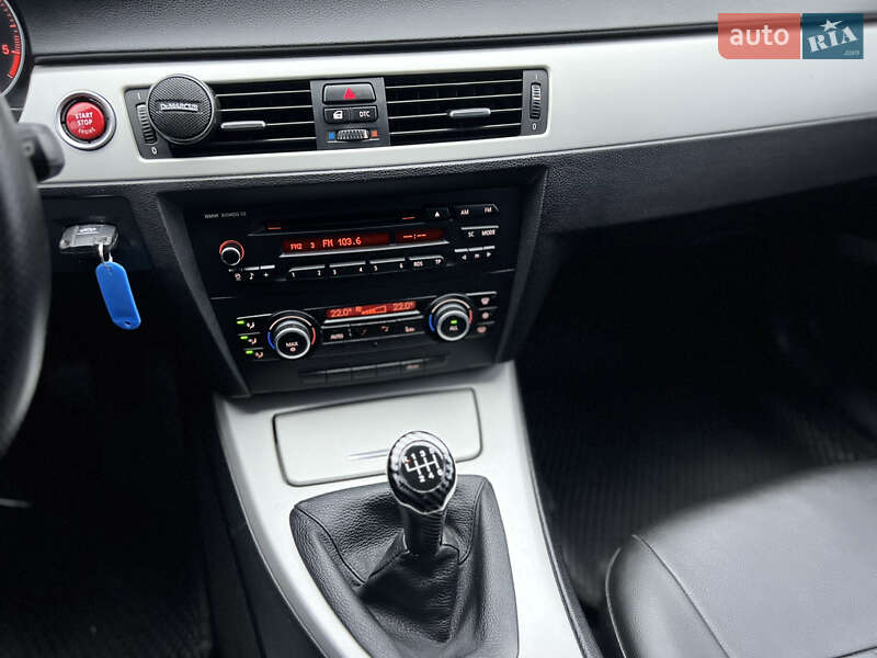 Седан BMW 3 Series 2010 в Хмельницькому