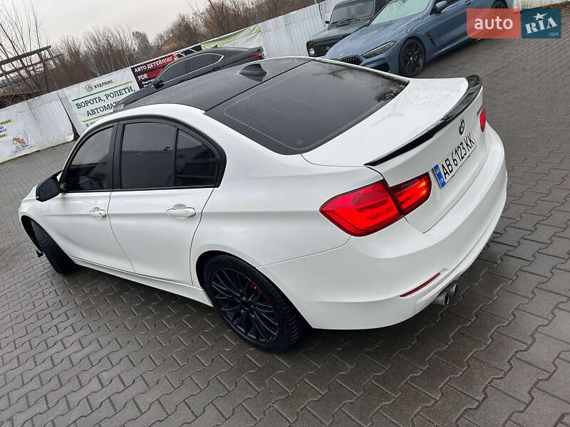 Седан BMW 3 Series 2012 в Виннице