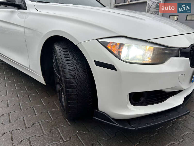 Седан BMW 3 Series 2012 в Виннице