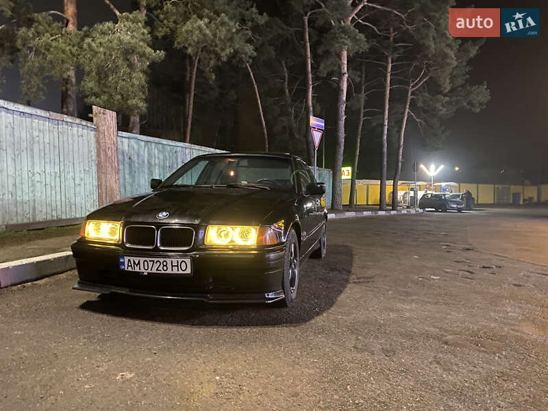 Седан BMW 3 Series 1992 в Житомирі фото Седан BMW 3 Series 1992 в Житомирі