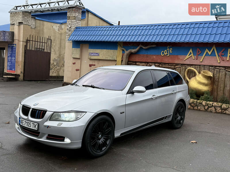Универсал BMW 3 Series 2005 в Николаеве фото 2 Универсал BMW 3 Series 2005 в Николаеве