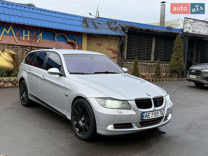 Универсал BMW 3 Series 2005 в Николаеве фото 6 Универсал BMW 3 Series 2005 в Николаеве
