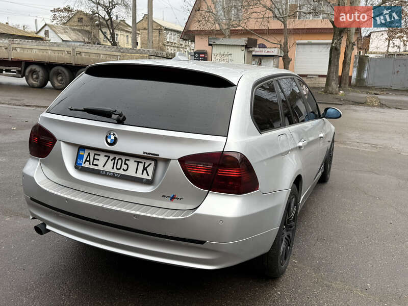 Универсал BMW 3 Series 2005 в Николаеве фото 11 Универсал BMW 3 Series 2005 в Николаеве