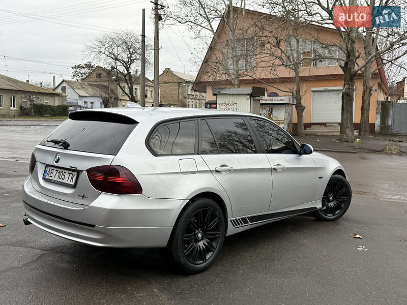 Универсал BMW 3 Series 2005 в Николаеве фото 32 Универсал BMW 3 Series 2005 в Николаеве