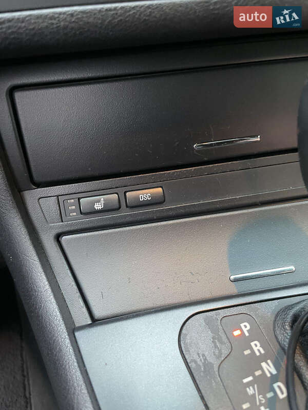 Седан BMW 3 Series 2003 в Одессе