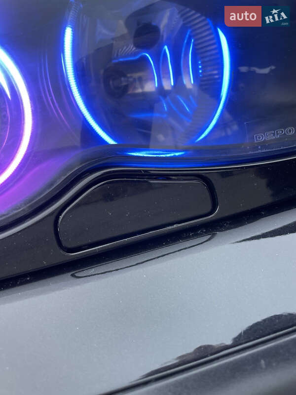 Седан BMW 3 Series 2003 в Одессе