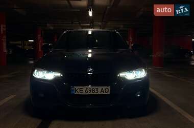 Седан BMW 3 Series 2015 в Києві