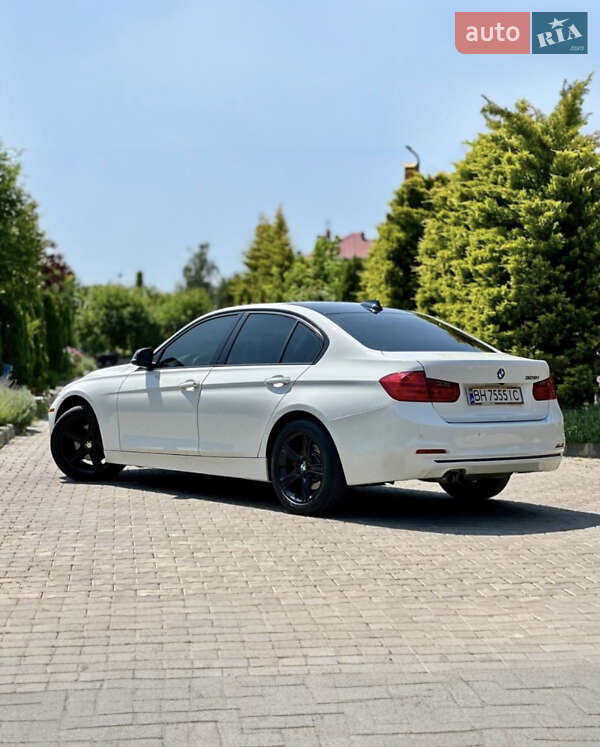 Седан BMW 3 Series 2014 в Одессе