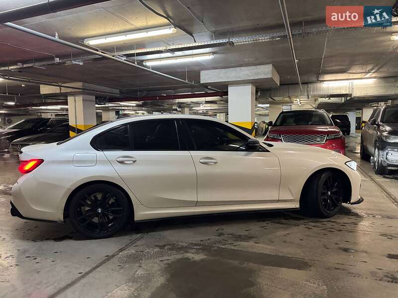 Седан BMW 3 Series 2019 в Києві