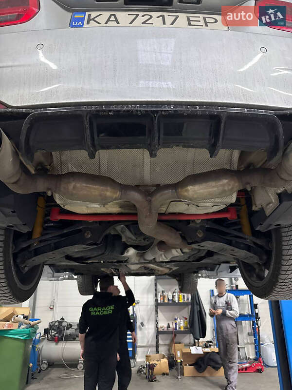 Седан BMW 3 Series 2016 в Львове