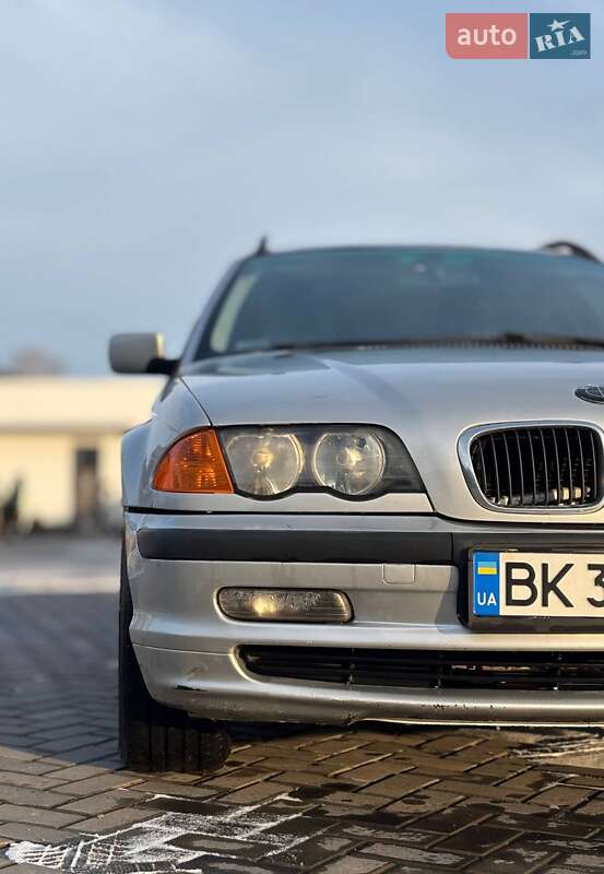Универсал BMW 3 Series 2001 в Полтаве