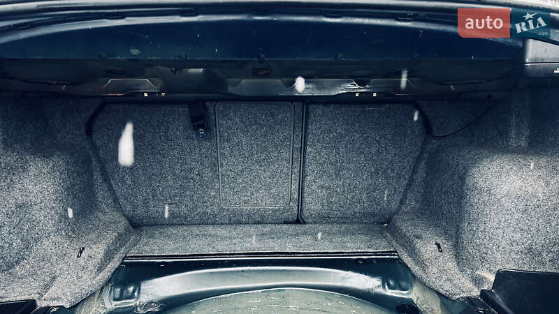 Седан BMW 3 Series 2004 в Киеве фото 23 Седан BMW 3 Series 2004 в Киеве