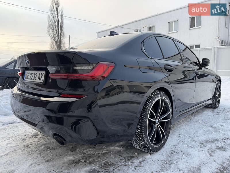 Седан BMW 3 Series 2022 в Днепре