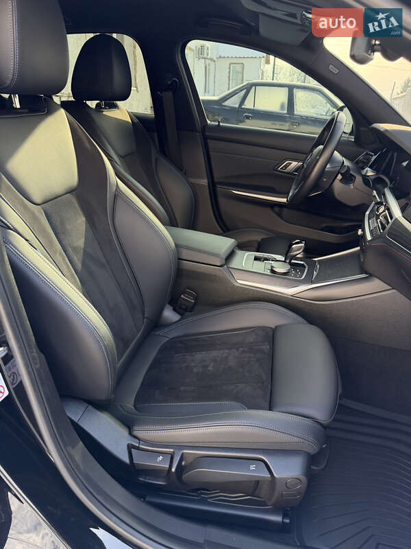 Седан BMW 3 Series 2022 в Днепре