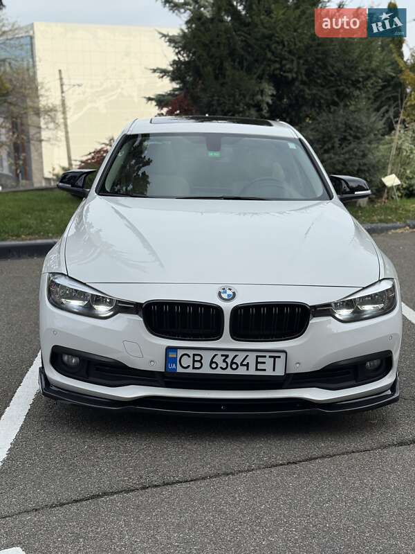 Седан BMW 3 Series 2017 в Киеве