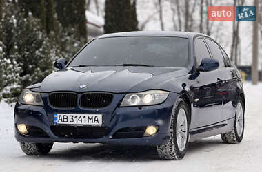 Седан BMW 3 Series 2010 в Виннице