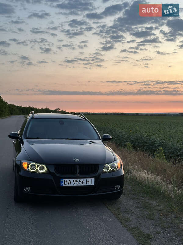 Універсал BMW 3 Series 2008 в Малій Висці