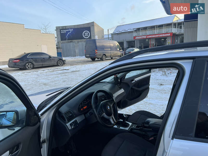 Универсал BMW 3 Series 2001 в Черновцах