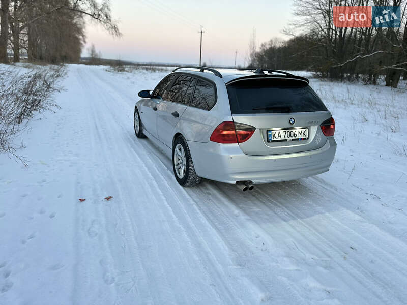 Универсал BMW 3 Series 2006 в Гатном