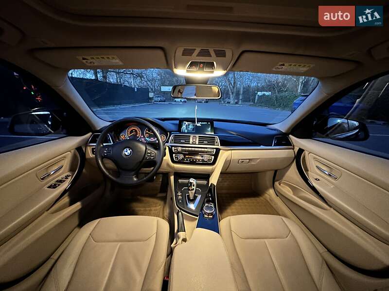 Седан BMW 3 Series 2015 в Одессе
